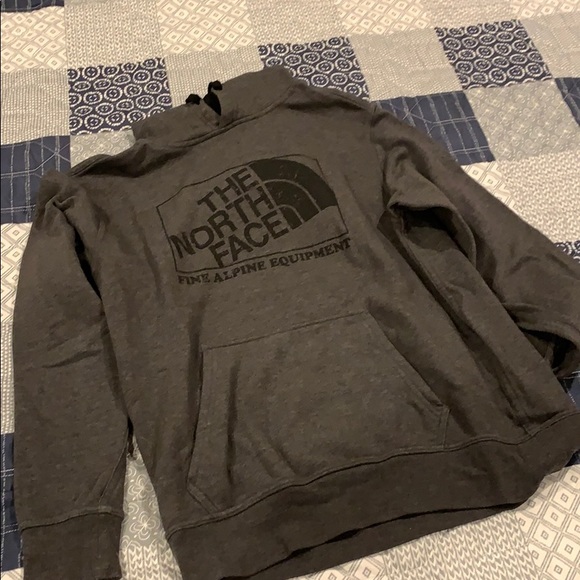 North Face Sweatshirt - Picture 1 of 2